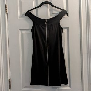 NWT S MINKPINK Zip-up off-shoulder bodycon dress